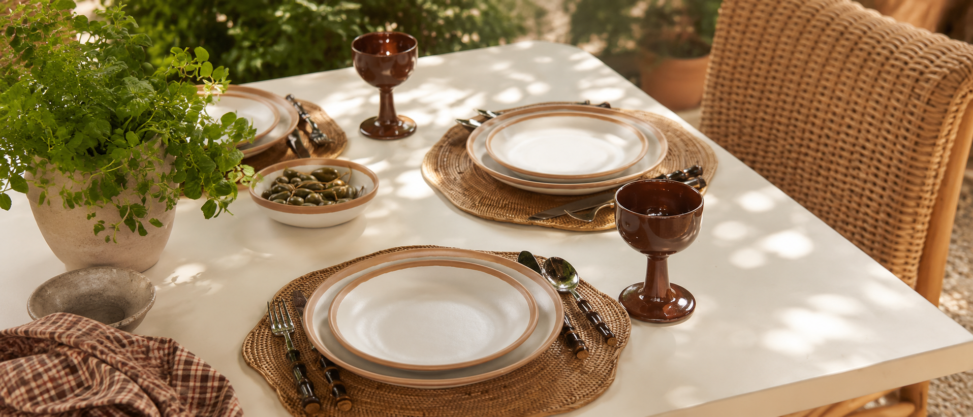 Tableware arranged for a relaxed shared meal
