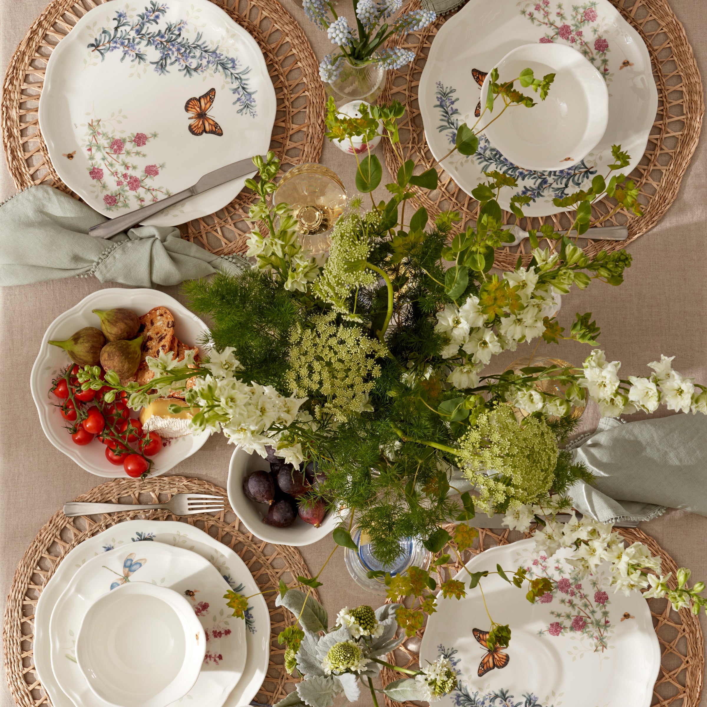 Botanical Herb Scalloped Dinner Plates, Set of 4 - Image 3