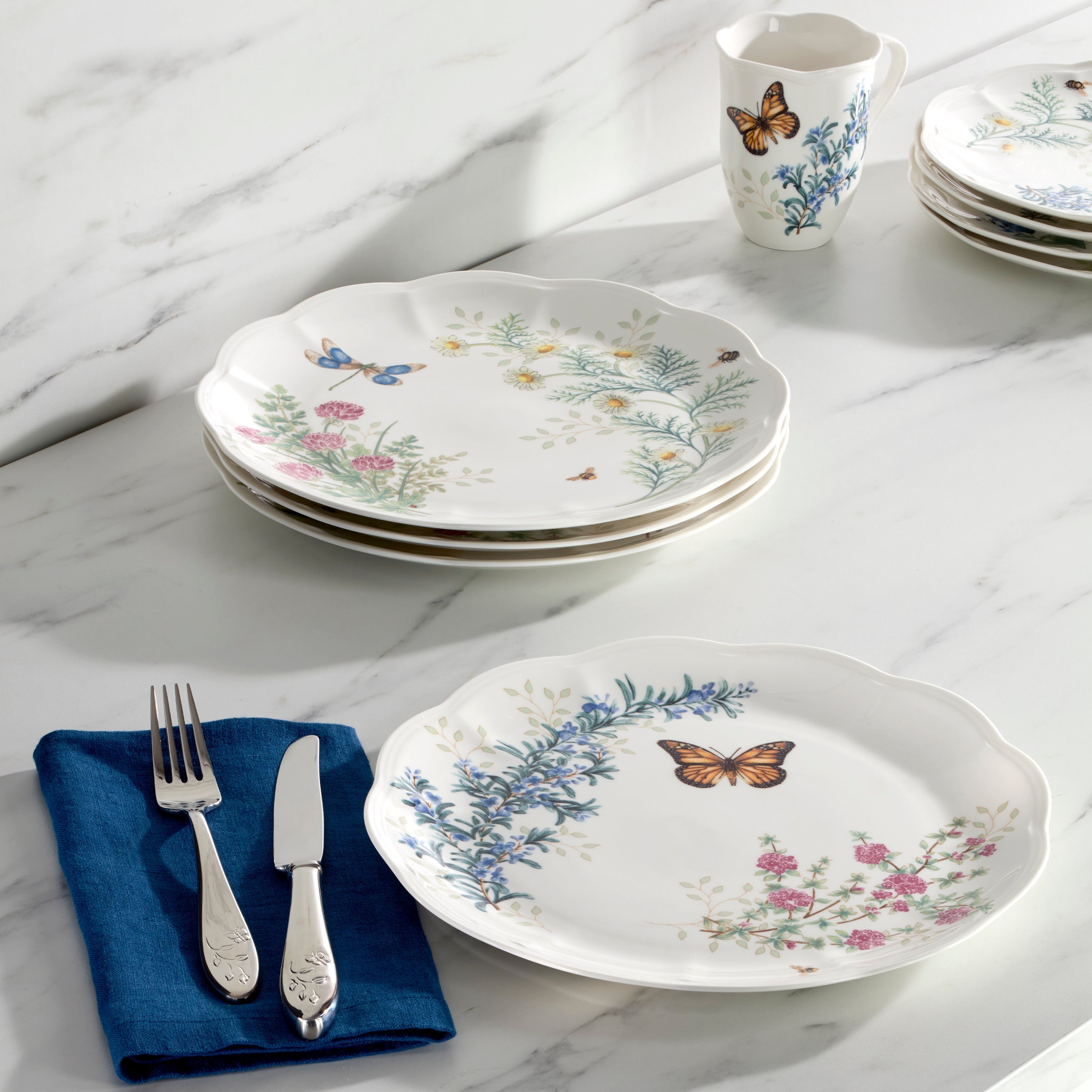 Botanical Herb Scalloped Dinner Plates, Set of 4 - Image 7